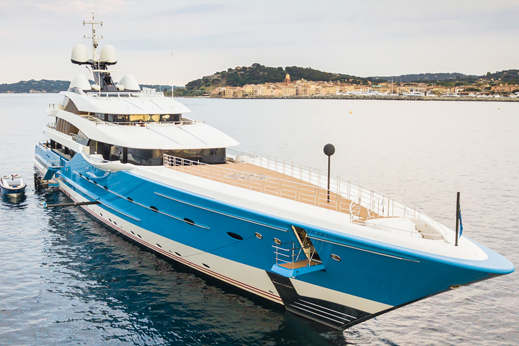 yacht auctions italy