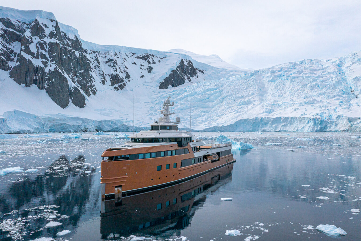 LA DATCHA Yacht Features TWW Yachts